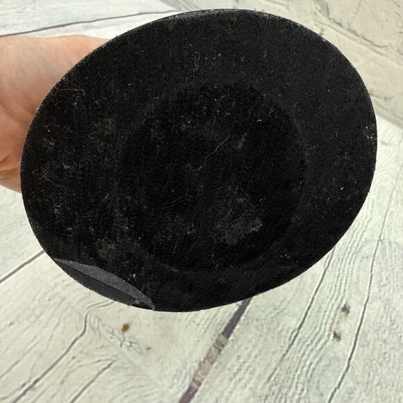 Vintage Brass Statue Chinese Man with Koi Fish 9" tall - 3 Lbs 13 oz - Picture 7 of 8